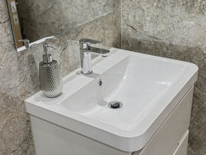 Photo 16- click for photo gallery